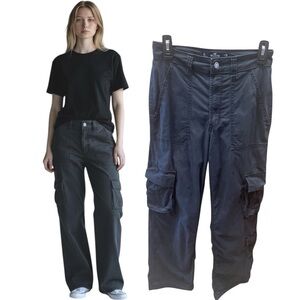 Hollister Y2K Inspired Ultra High Rise Baggy Cargo Pants W27R 4R Black Blue